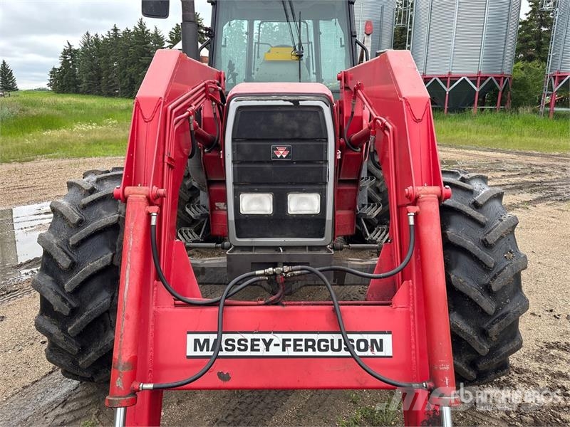 Massey Ferguson 8120 4WD Tractor Trattori