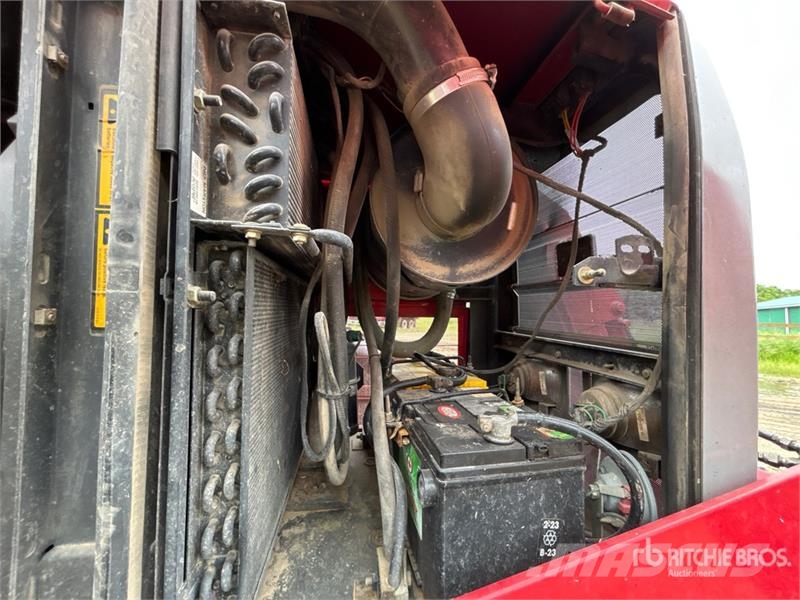 Massey Ferguson 8120 4WD Tractor Trattori
