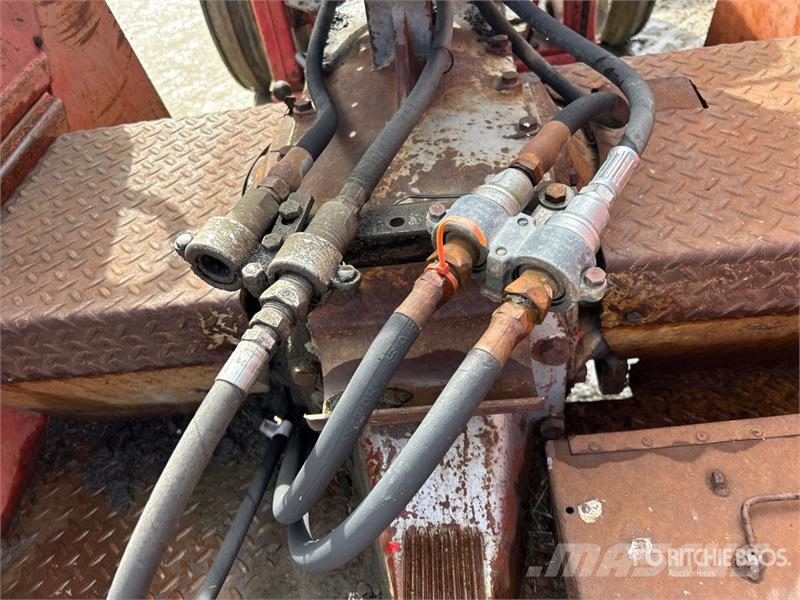 Massey Ferguson 88 2WD Tractor (Inoperable) Τρακτέρ