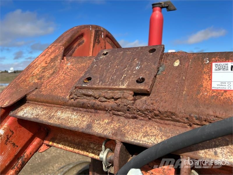 Massey Ferguson 88 2WD Tractor (Inoperable) Τρακτέρ