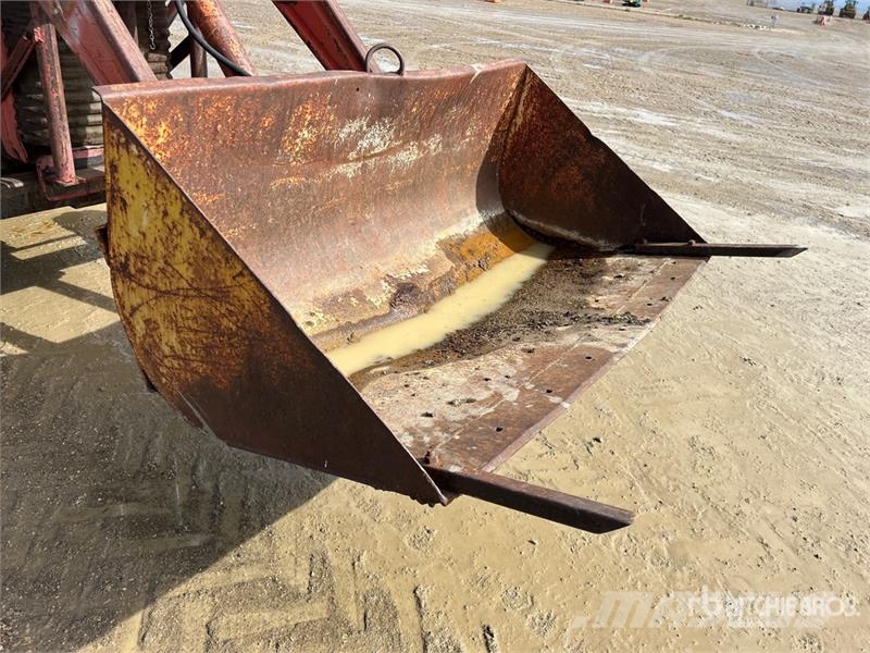 Massey Ferguson 88 2WD Tractor (Inoperable) Τρακτέρ