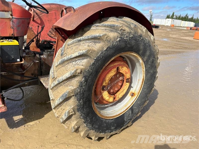 Massey Ferguson 88 2WD Tractor (Inoperable) Τρακτέρ