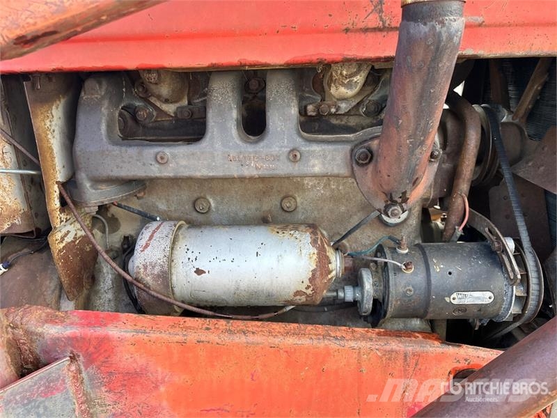 Massey Ferguson 88 2WD Tractor (Inoperable) Τρακτέρ