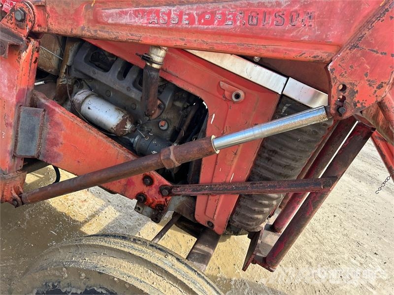 Massey Ferguson 88 2WD Tractor (Inoperable) Τρακτέρ