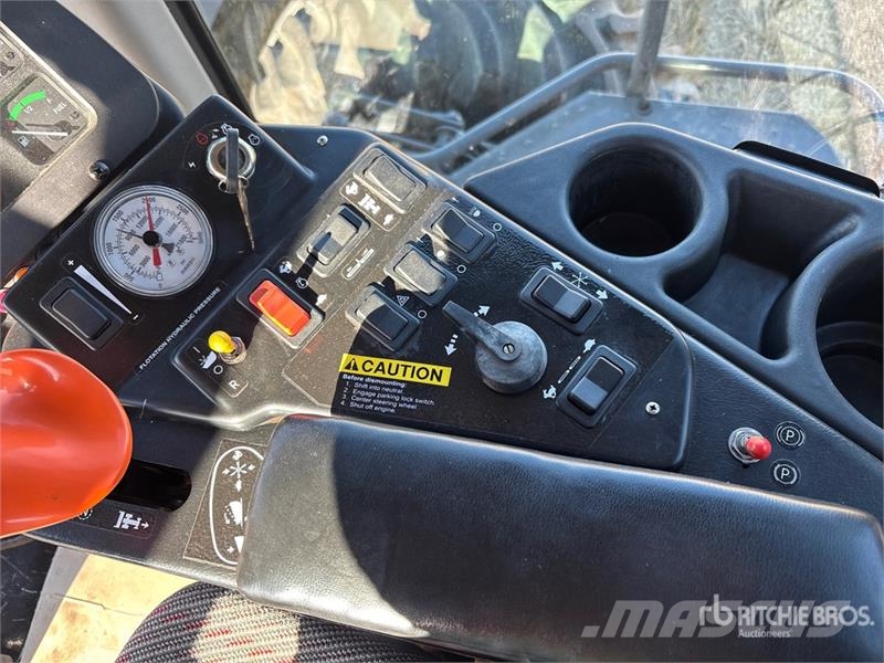 Massey Ferguson 9435 36 ft Swather Windrower محشات