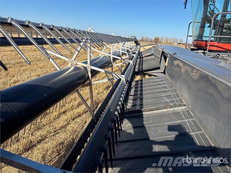 Massey Ferguson 9435 36 ft Swather Windrower محشات