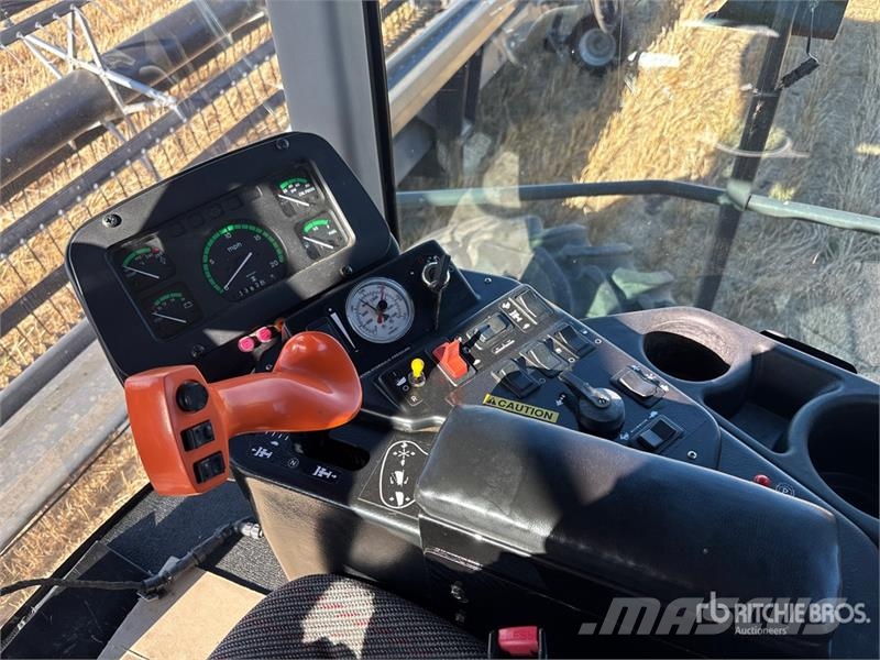Massey Ferguson 9435 36 ft Swather Windrower محشات