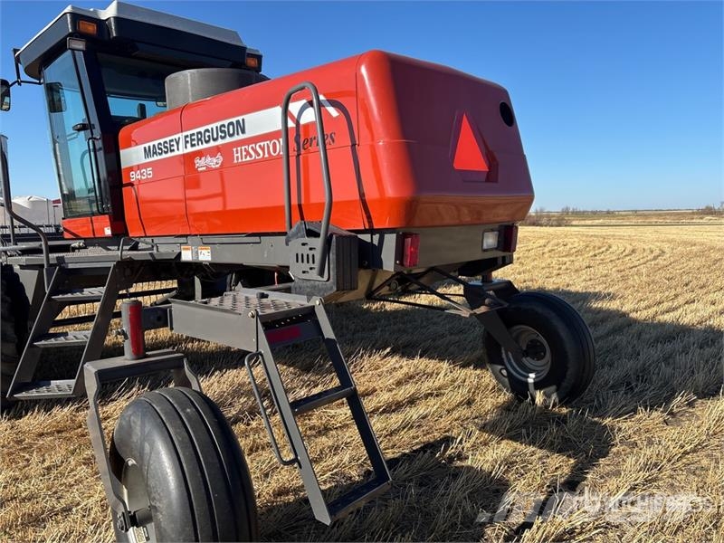 Massey Ferguson 9435 36 ft Swather Windrower محشات