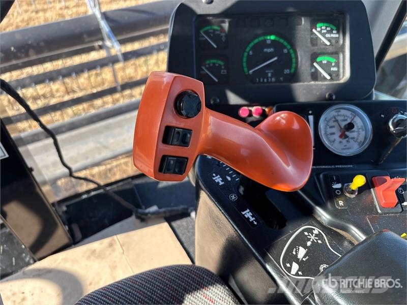 Massey Ferguson 9435 36 ft Swather Windrower محشات