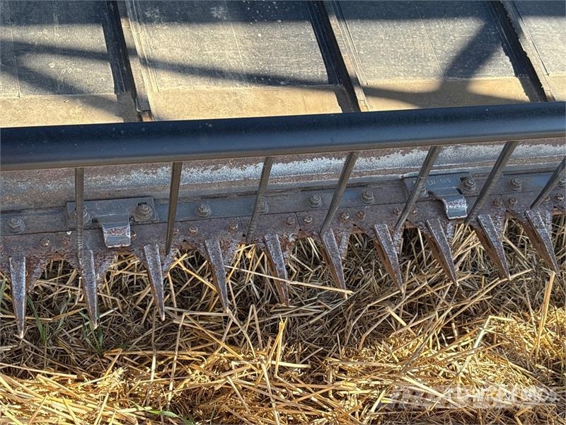 Massey Ferguson 9435 36 ft Swather Windrower محشات