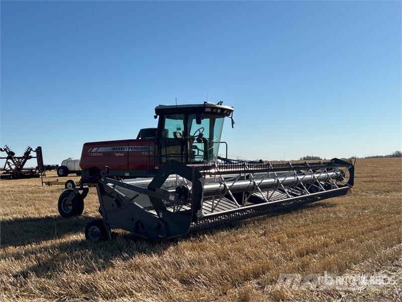 Massey Ferguson 9435 36 ft Swather Windrower محشات