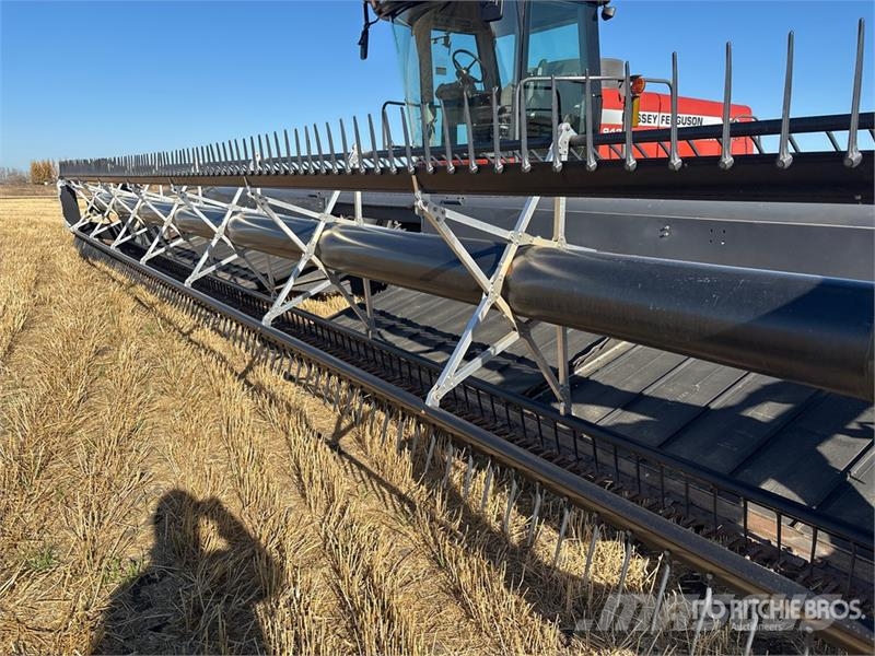 Massey Ferguson 9435 36 ft Swather Windrower محشات