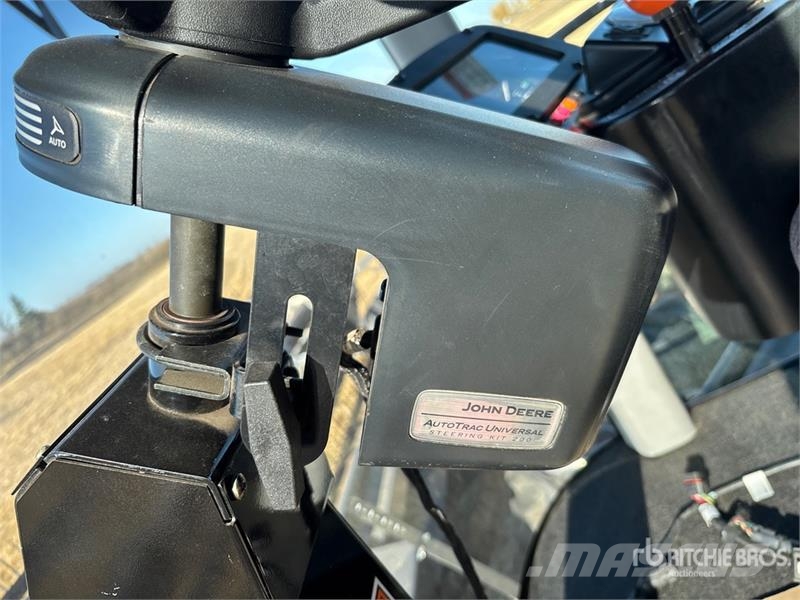 Massey Ferguson 9435 36 ft Swather Windrower محشات