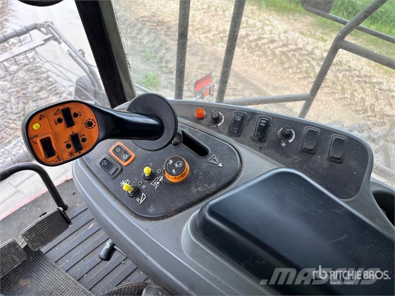 Massey Ferguson 9540 Combine Harvester Mietitrebbiatrici