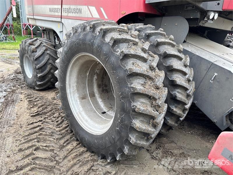 Massey Ferguson 9540 Combine Harvester Kombajni