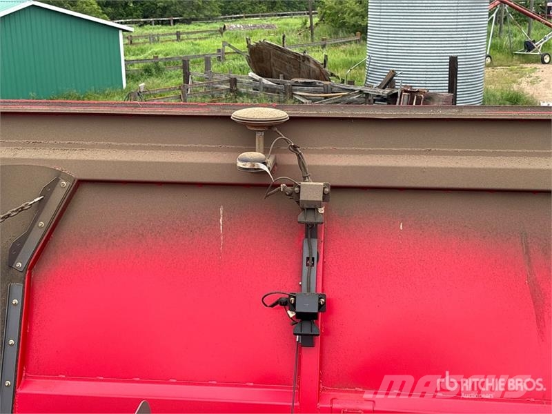 Massey Ferguson 9540 Combine Harvester Kombajni
