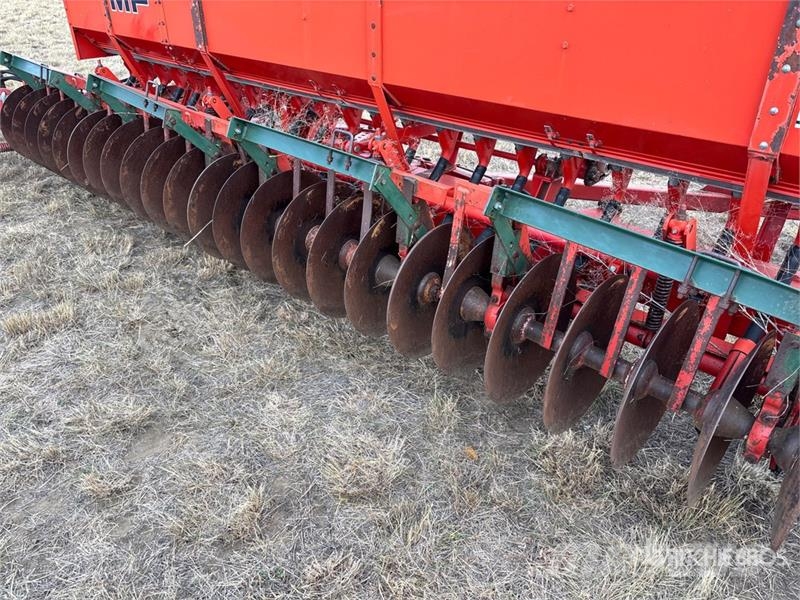 Massey Ferguson MF 360 36 ft Disc Seed Drill Сівалки