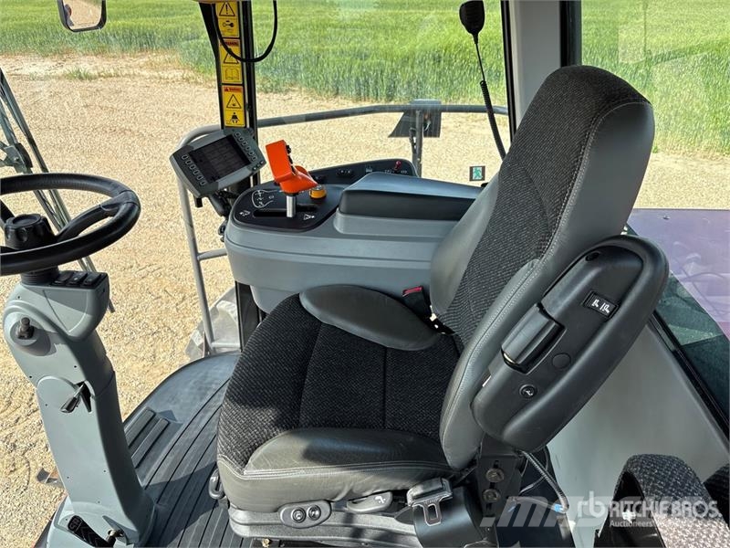 Massey Ferguson WR9740 Ciągnikowe żniwiarki pokosowe