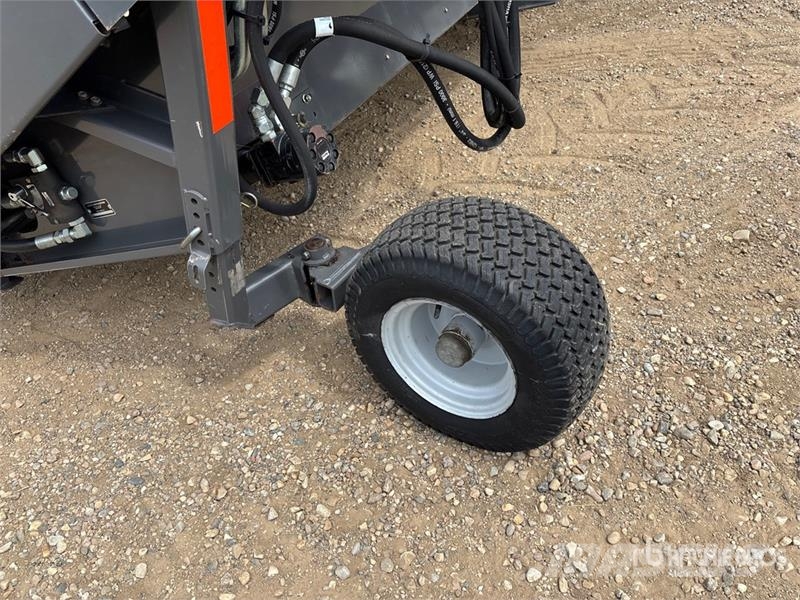 Massey Ferguson WR9740 Рядковые косилки