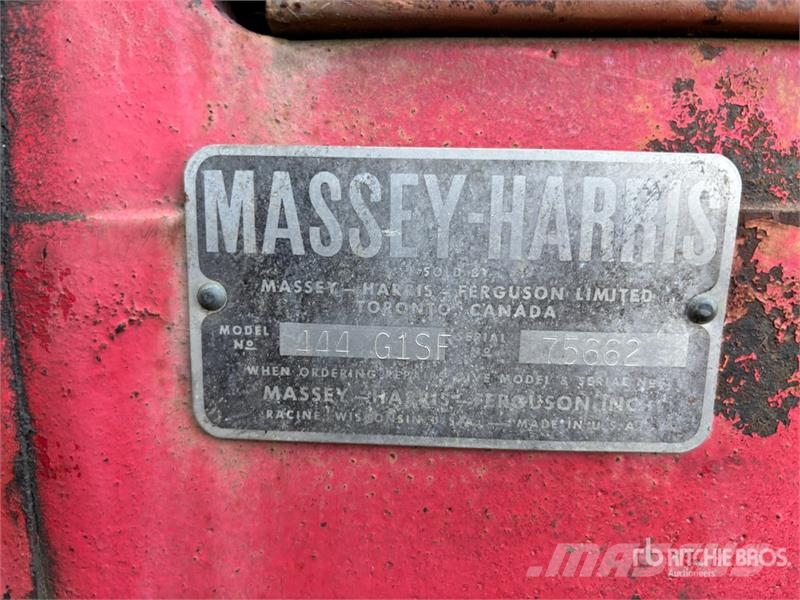  Massey-Harris 444 Antique Tractor Traktoren