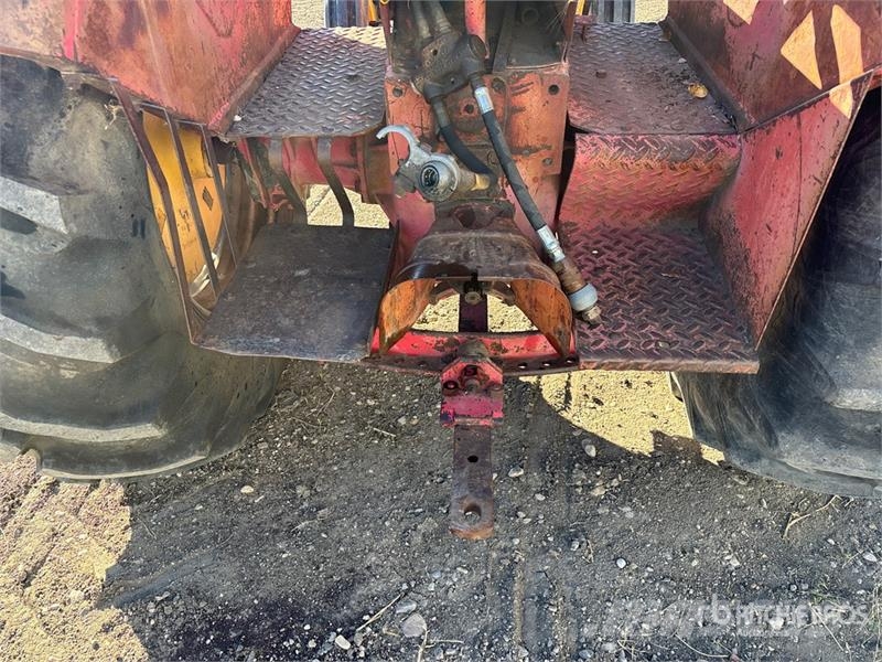  Massey-Harris 444 Antique Tractor Трактори