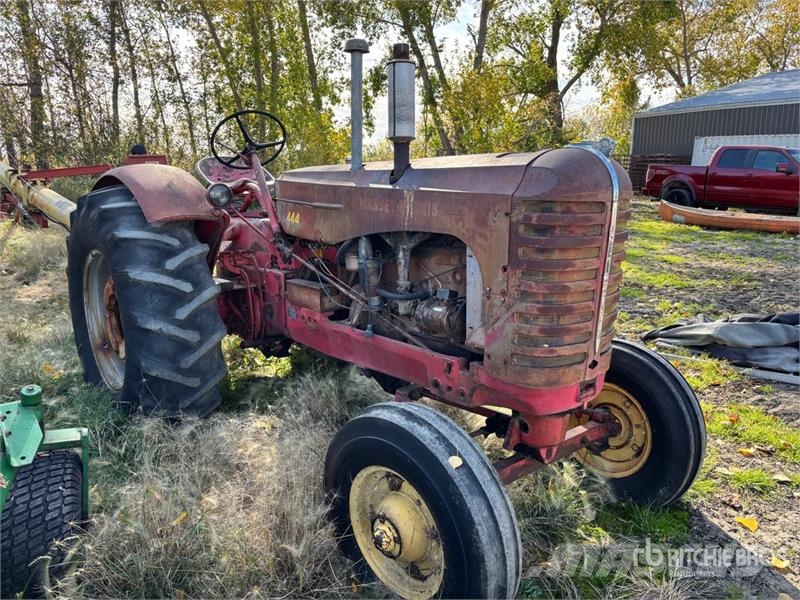 Massey-Harris 444 Antique Tractor Traktoren