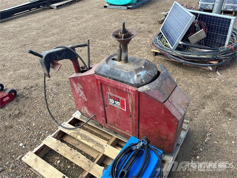 Master Craft Craft MIG Electric Welder Welding Equipment