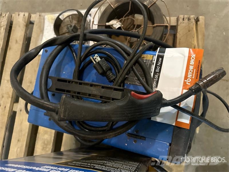 Master Craft Craft MIG/Flux-Core 80 A MIG Electric Welder Schweissgeräte