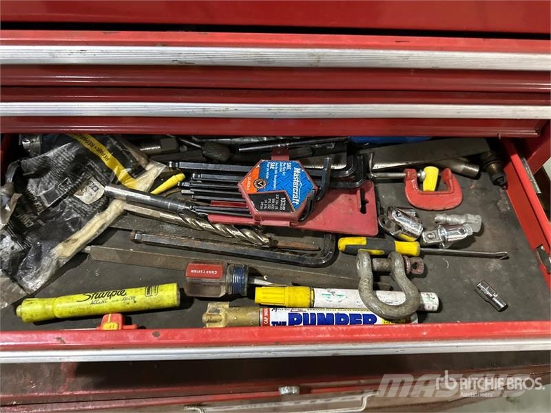 Master Craft of (2) Master Craft Tool Box Muut koneet