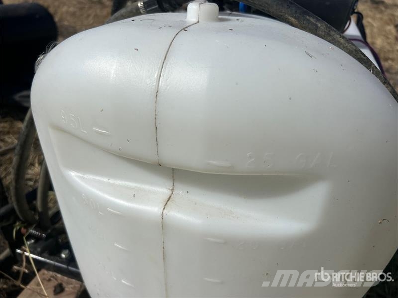 Master MFG ATV/UTV 25 gal Sprayer Drugi deli