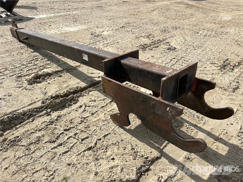 Material Handler Arm - Fits John Deere 350 Drugi deli