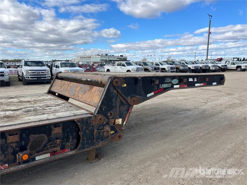  Matrixx 53 ft Tri/A Folding Neck Trailer Low loaders