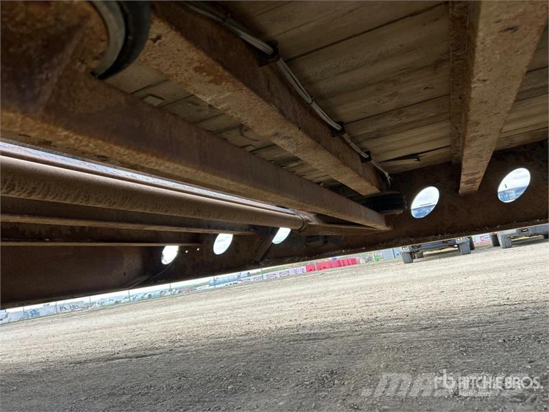  Matrixx 53 ft Tri/A Folding Neck Trailer Low loaders
