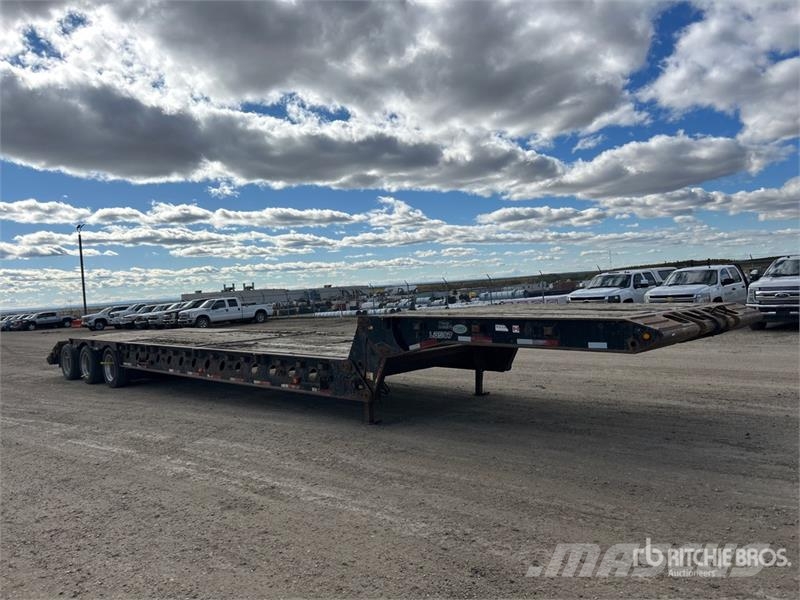  Matrixx 53 ft Tri/A Folding Neck Trailer Low loaders