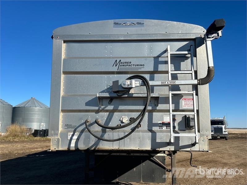 Maurer Manufacturing 48 ft Tri/A Grain Trailer Obilné návesy