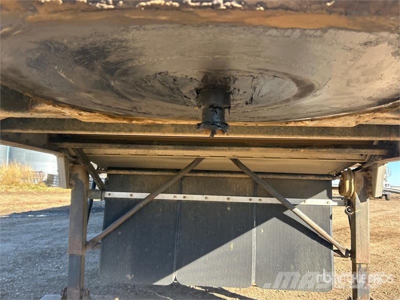 Maurer Manufacturing 48 ft Tri/A Grain Trailer Obilné návesy