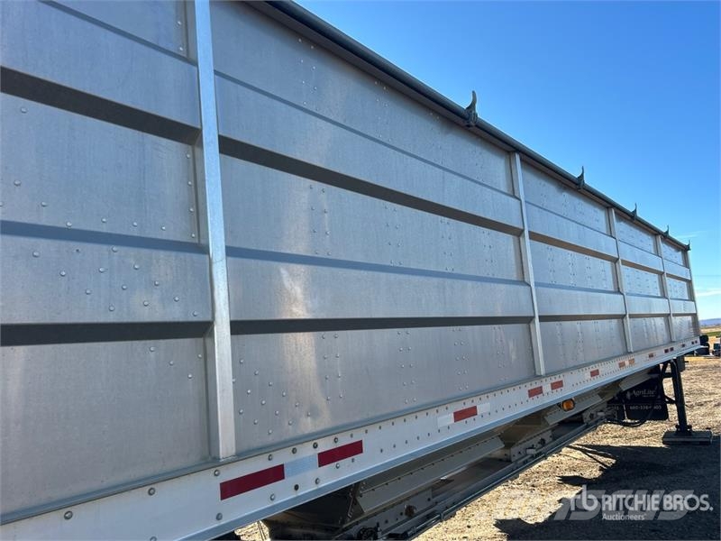 Maurer Manufacturing 48 ft Tri/A Grain Trailer Obilné návesy