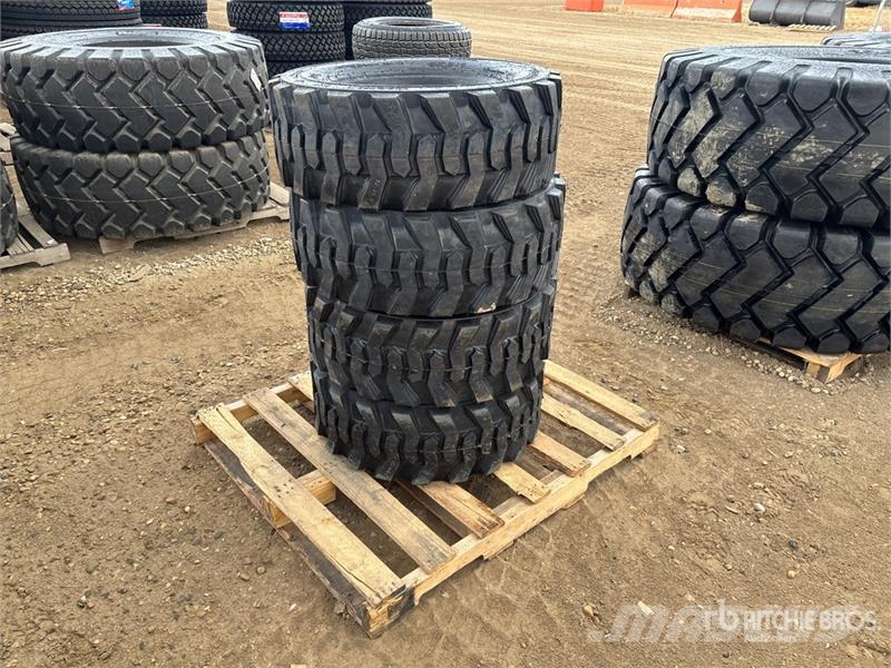 Maverick of (4) Maverick SKS-1 12-16.5 Skid Steer Gume, točkovi i felne