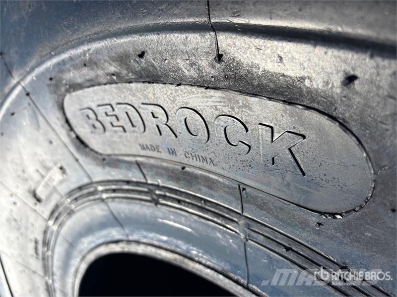 Maverick of (4) Maverick 23.5x25 E3/L3 Tires (Unus Opony, koła i felgi