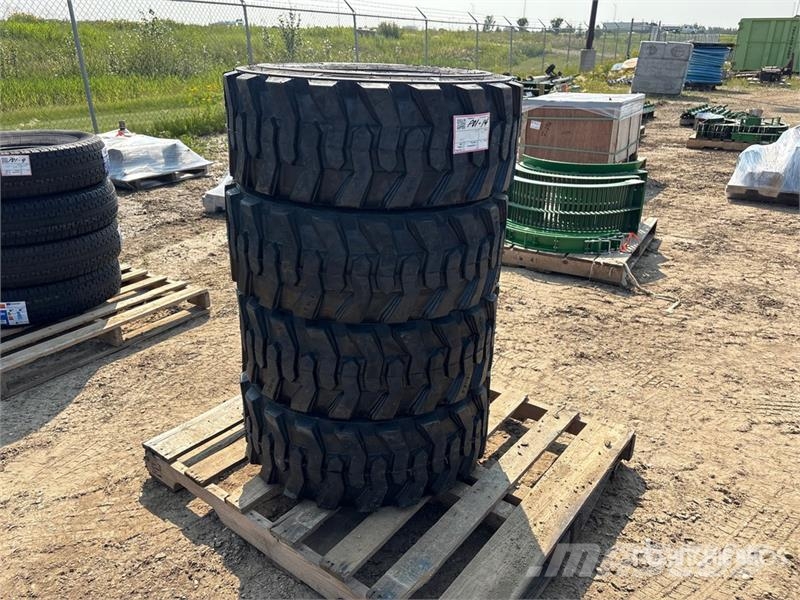 Maverick of (4) Maverick 12x16.5 Tires (Unused) Opony, koła i felgi