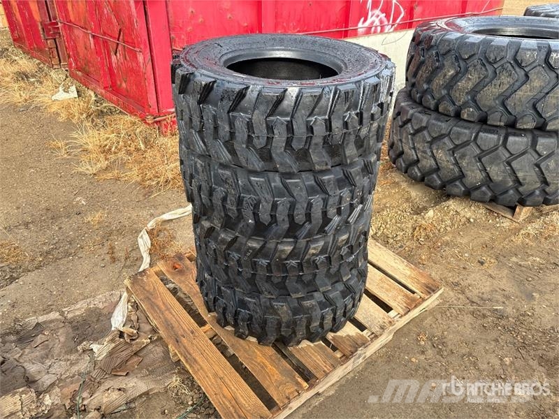  Maverick of (4) Maverick 12-16.5 Skid Steer Tires  Gume, točkovi i felne