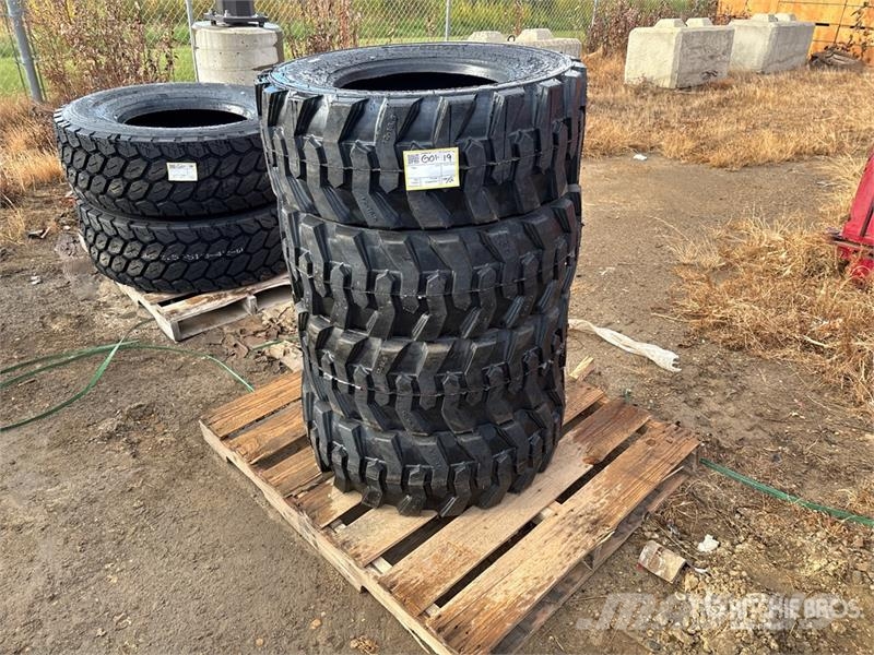  Maverick of (4) Maverick 12-16.5 Skid Steer Tires  Gume, točkovi i felne