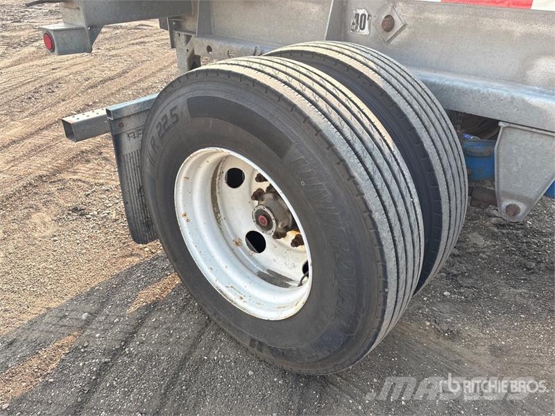 Max Atlas 40 ft Tri/A Extendable Container Trailer مقطورات حاويات