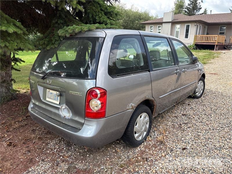 Mazda MPV Minivan PKWs