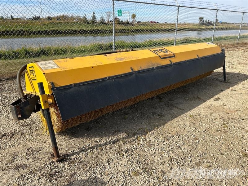 MB Crusher 144 in Sweeper Attachment Szczotki