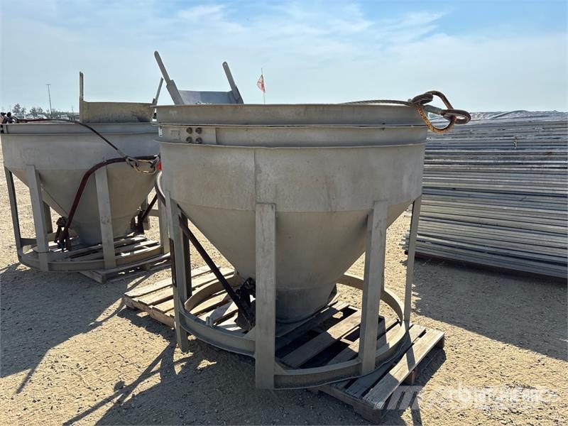 MB Crusher BB22 2 1/4 CY Aluminum Concrete Bucket Accessoires