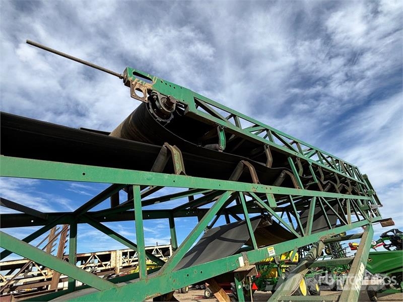 McCloskey 36 in x 100 ft Portable Radial Stacking Conveyor Sonstige Baumaschinen
