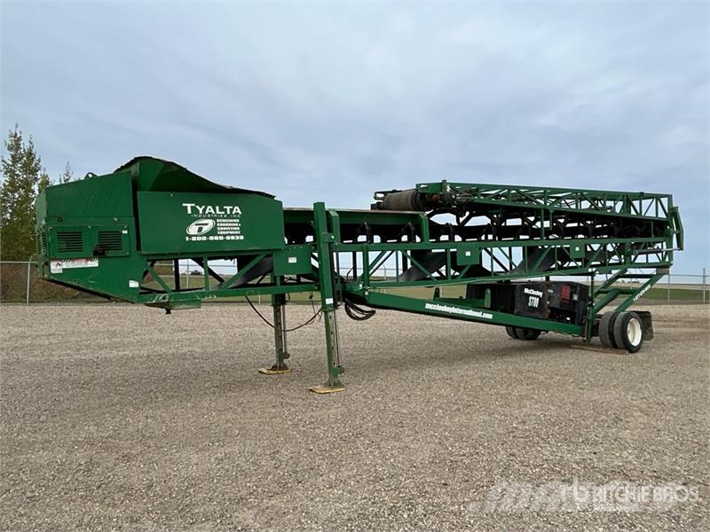 McCloskey ST800H 36 in x 80 ft Portable Stacking Conveyor Otros