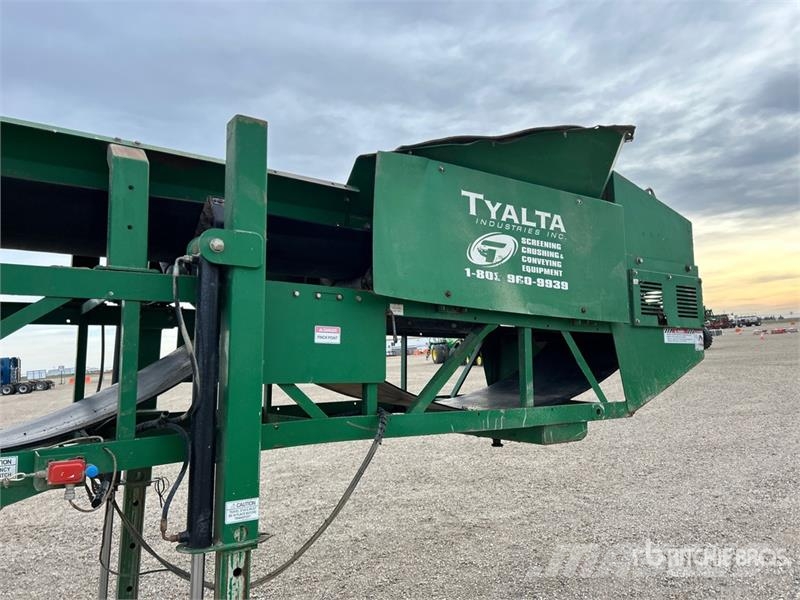 McCloskey ST800H 36 in x 80 ft Portable Stacking Conveyor Otros