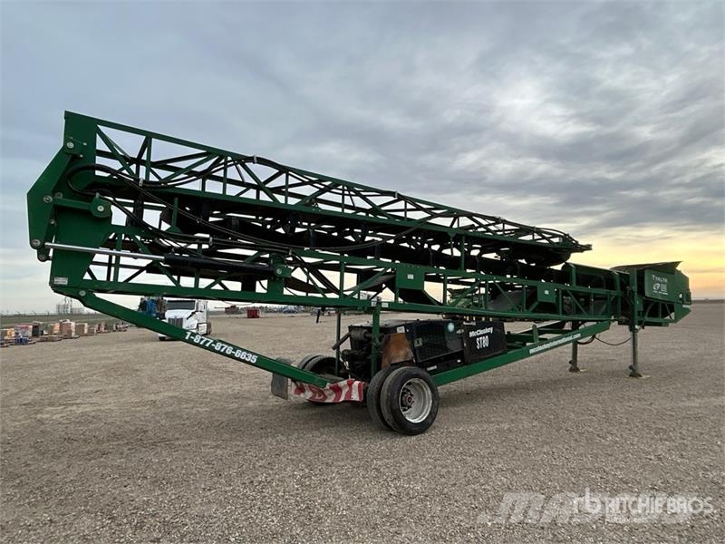 McCloskey ST800H 36 in x 80 ft Portable Stacking Conveyor Otros